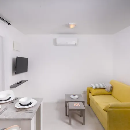 Apartament Venti With Swimming Pool And Private Parking Kožino